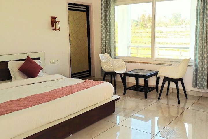Room 10 of 113