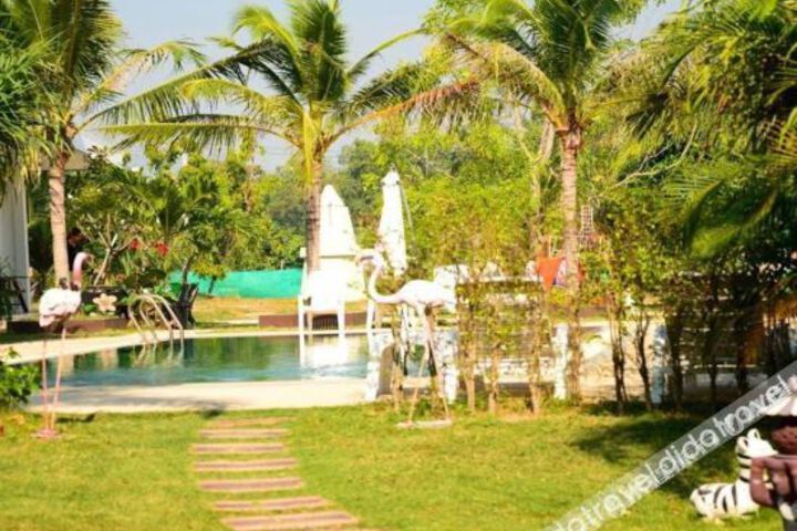 Baan Rai Naam Ing Resort