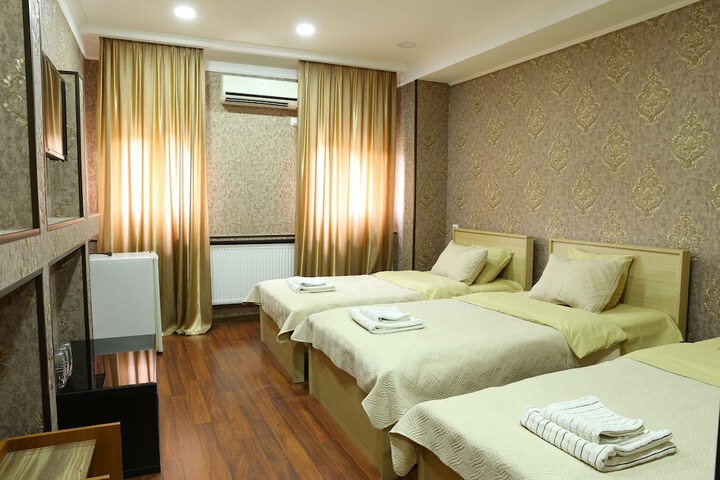 Room 20 of 110