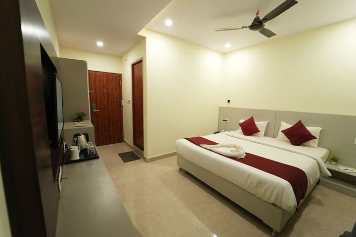 Room 7 of 17