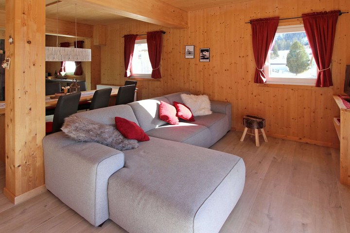 Room 15 of 31