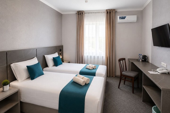 Room 17 of 41