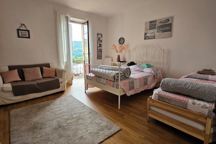 Room 9 of 19