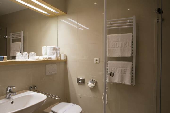 Clean Restrooms