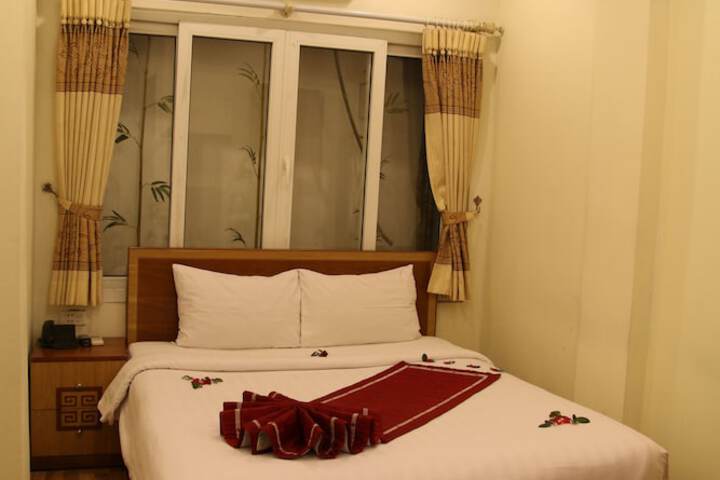 Room 17 of 35