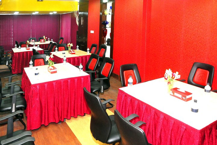 Ballroom/Hall 20 of 25
