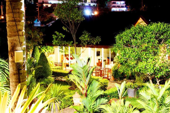 Hotel Exterior 97 of 116