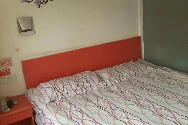 guest_rooms