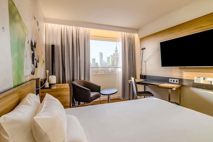 Room 58 of 173