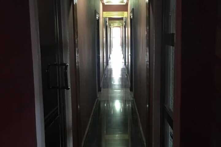 Ballroom/Hall 20 of 21