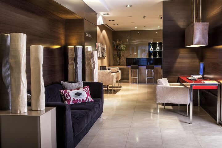 Hotel Interior 4 of 37