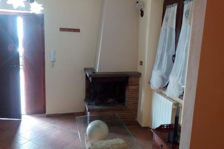Room 6 of 31