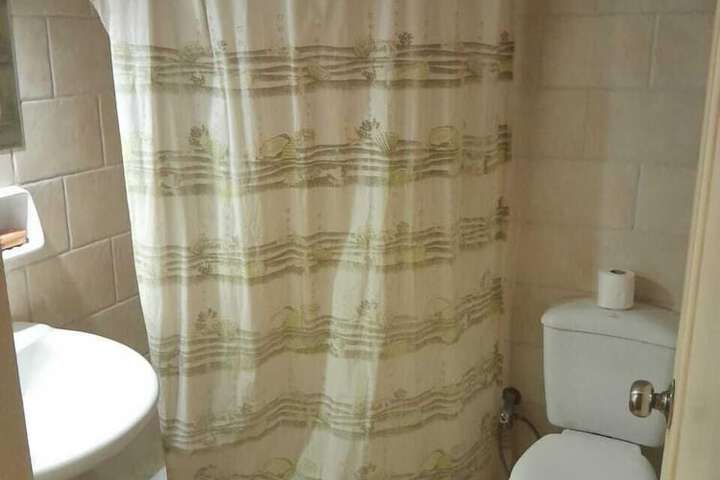Room 7 of 13