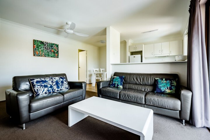 Room 15 of 30