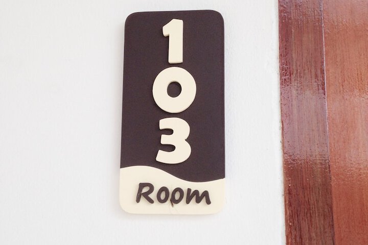 Room 19 of 147