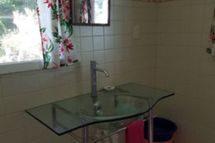 Room 6 of 20