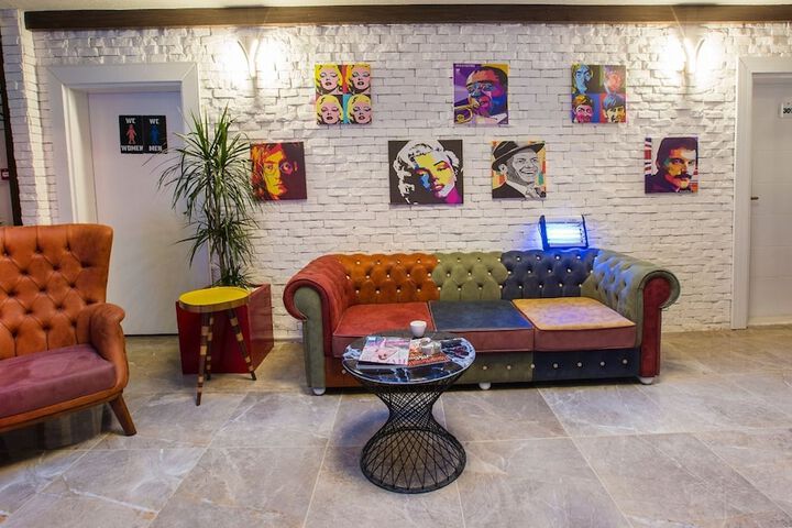 Hotel Interior 7 of 119