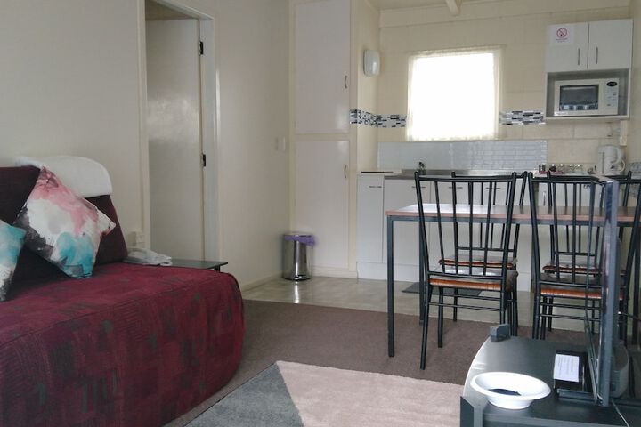 Room 11 of 24