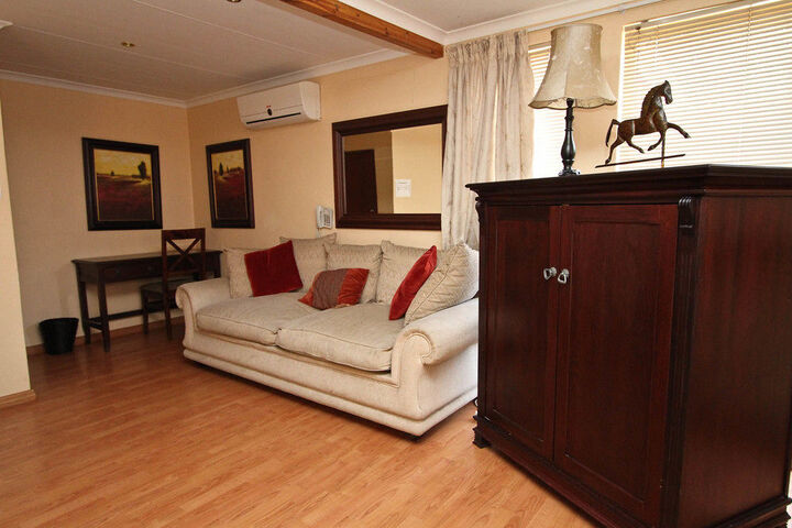 Room 6 of 22