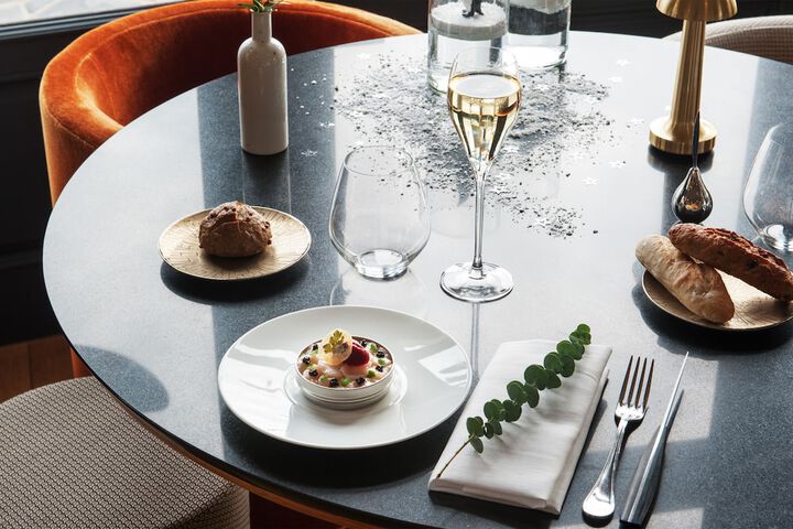 Dining 78 of 106