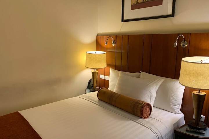 Room 55 of 168