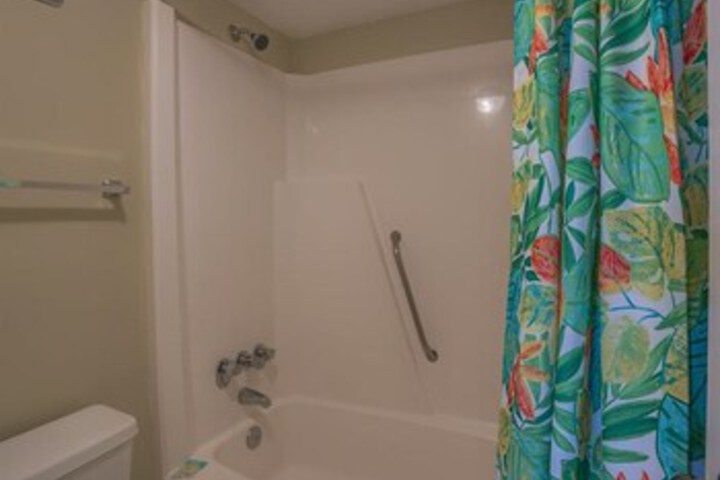 Room 8 of 44