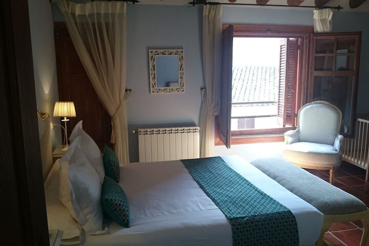 Room 5 of 23