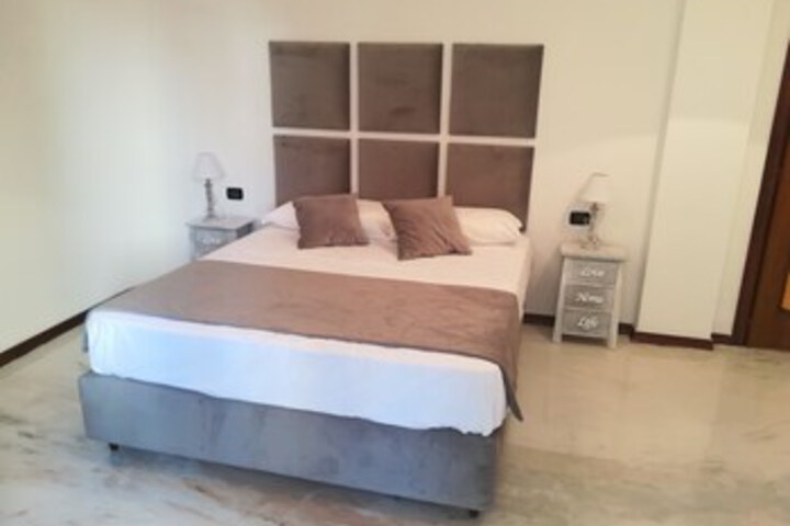 Room 40 of 44