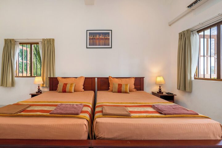 Room 5 of 33