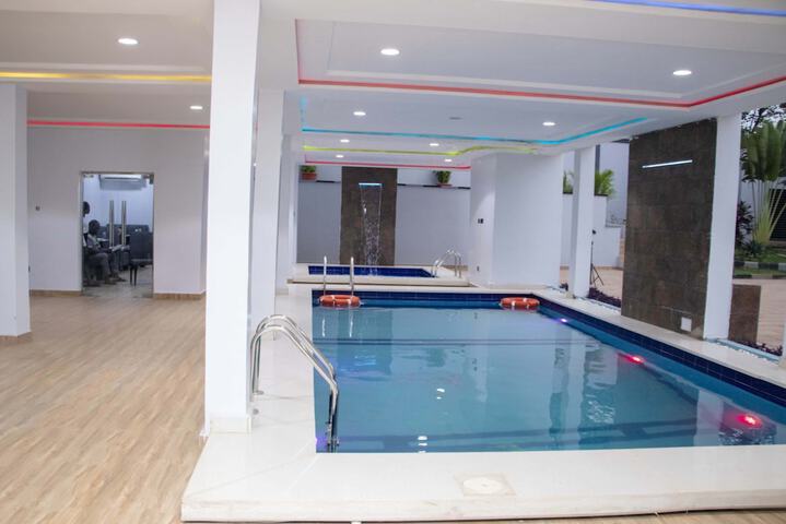 Pool 40 of 46