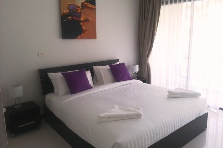 Room 9 of 64