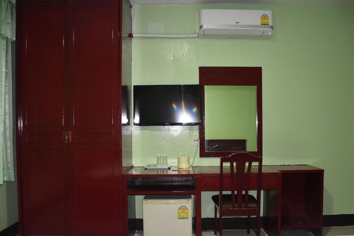 Room 18 of 82