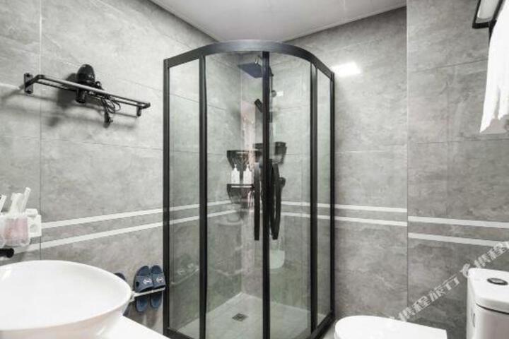 Quanfu Hotel