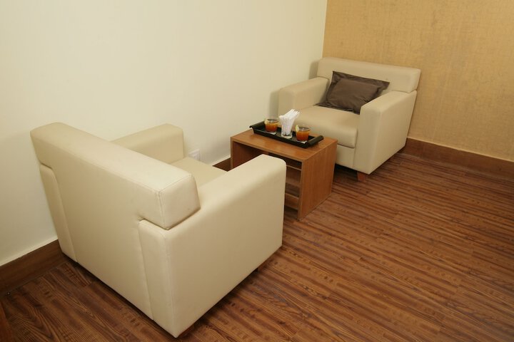 Room 10 of 35