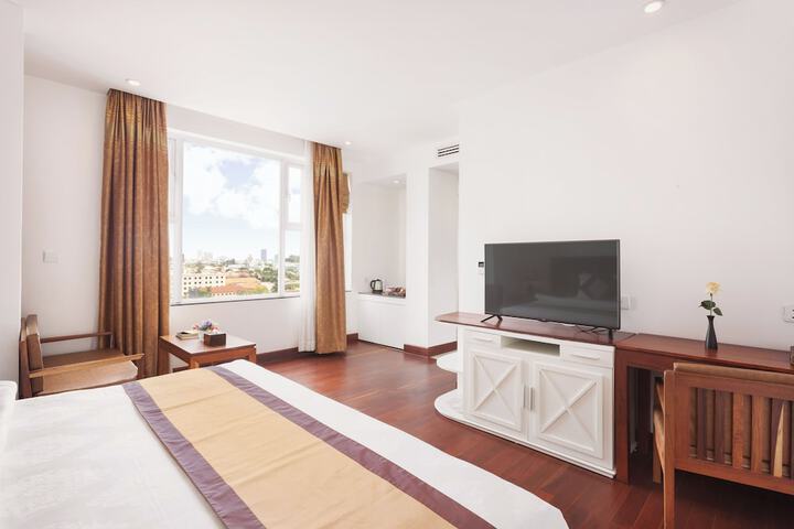 Room 21 of 82