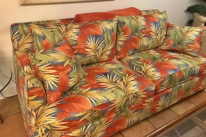 Exterior of Treasure Island Beach Retreat Sleeps Up To 4
