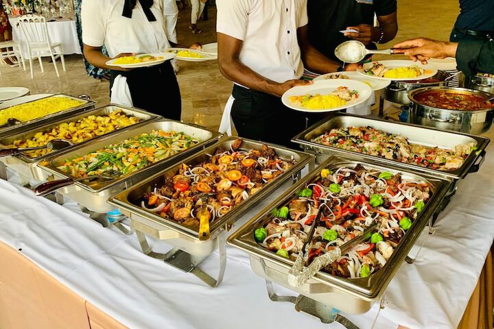 Dining 70 of 73
