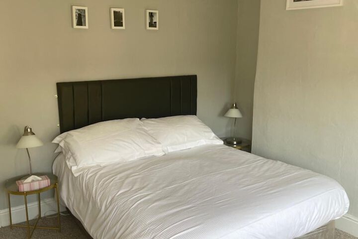 Room 12 of 47