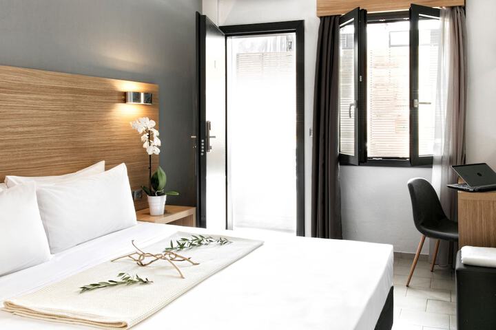 Room 14 of 29