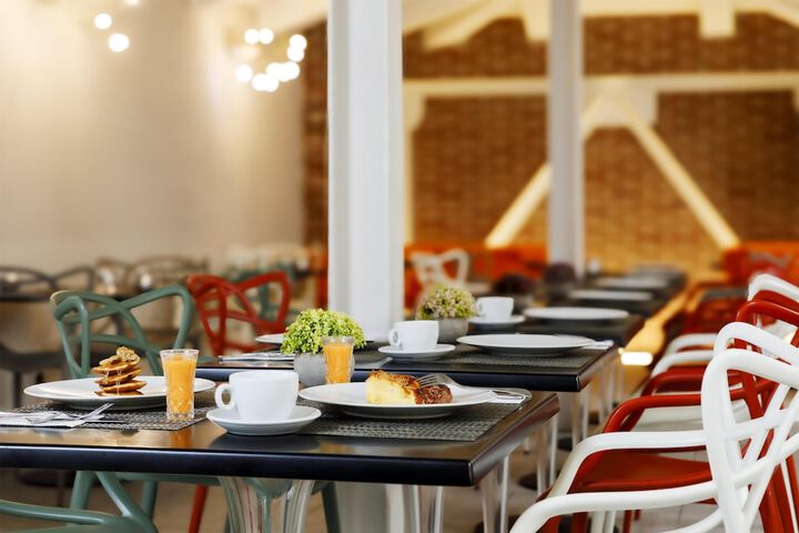 Breakfast/Coffee Service 47 of 60