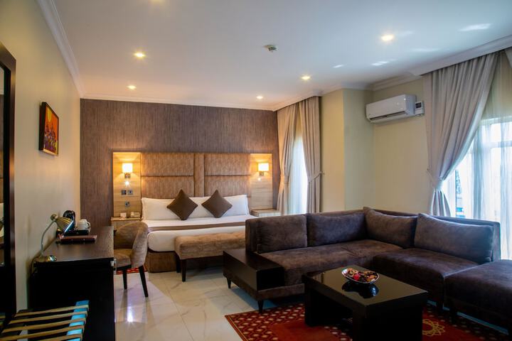Room 8 of 54