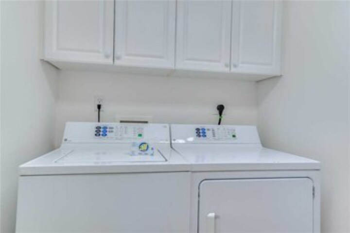 Laundry 16 of 41