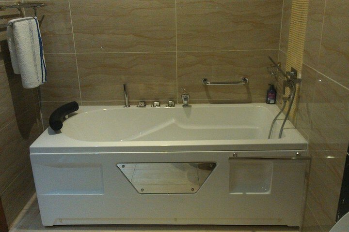 Room 45 of 80