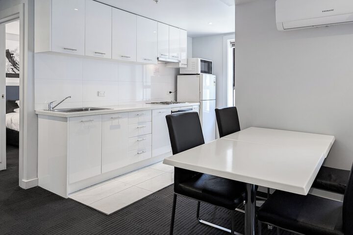 Room 8 of 25