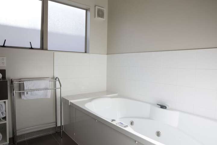 Room 19 of 41