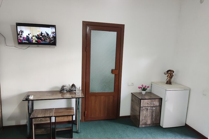 Room 27 of 70
