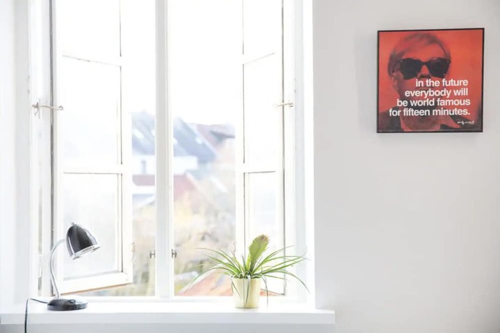 Room 2 of 5