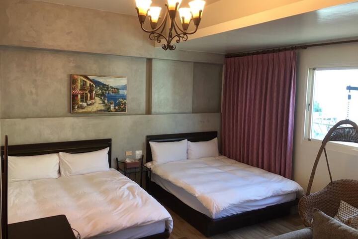 Room 22 of 36