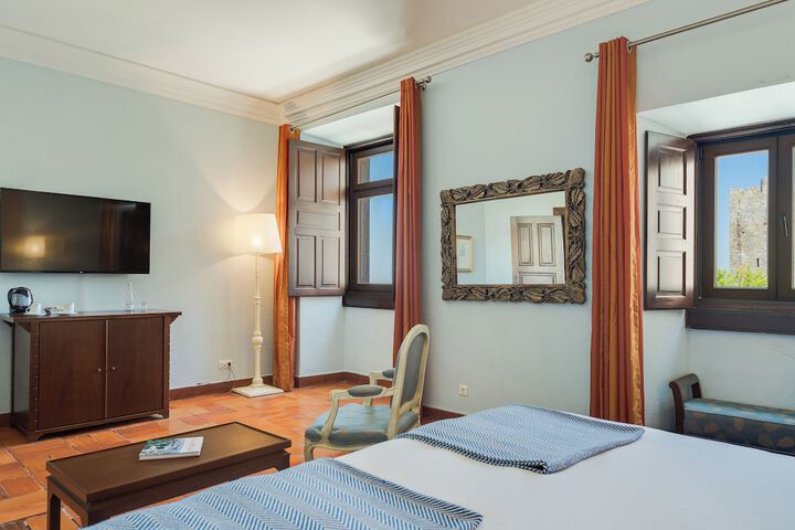 Room 19 of 73