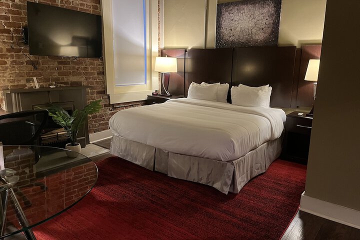 Room 7 of 20